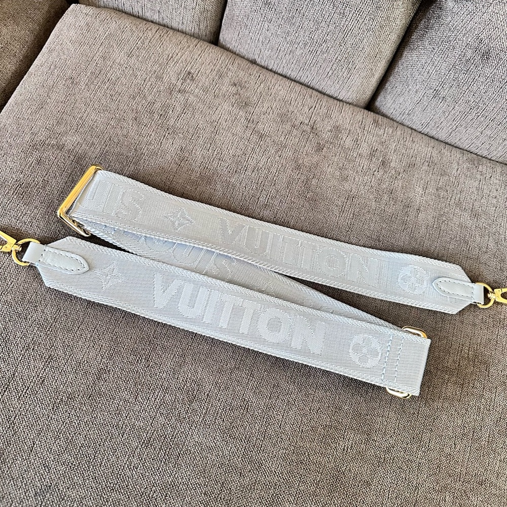 Crossbody  strap